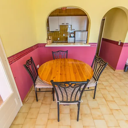 Escapade 2 Apartment