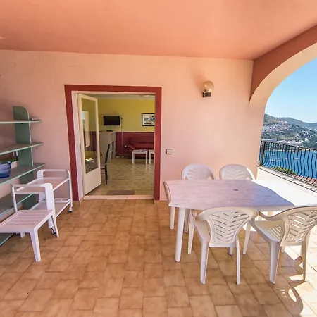 Escapade 2 Apartment *